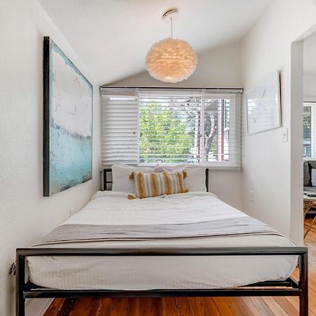 Вилла Vintage Tiny House Cute 1Bdrm Big Appeal Колорадо-Спрингс Экстерьер фото