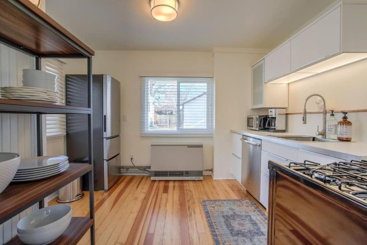 Вилла Vintage Tiny House Cute 1Bdrm Big Appeal Колорадо-Спрингс Экстерьер фото